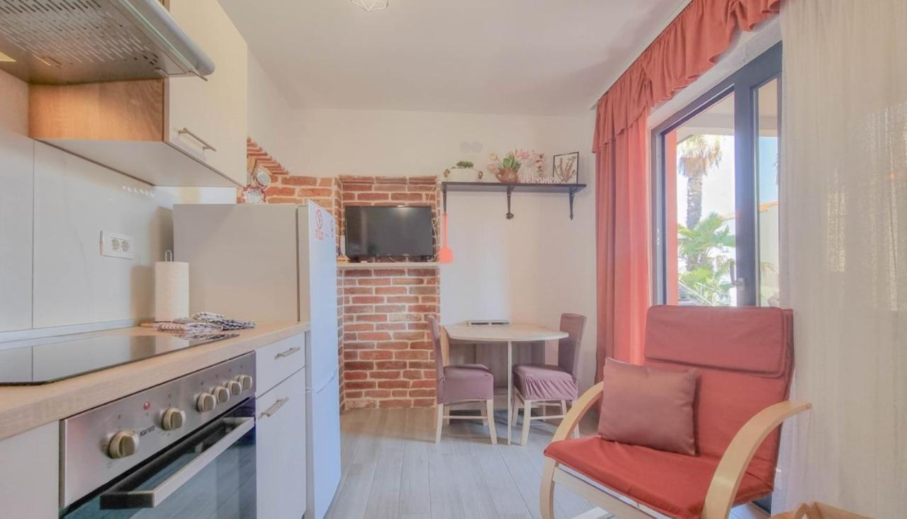 Enio Appartement Novigrad Istria Buitenkant foto