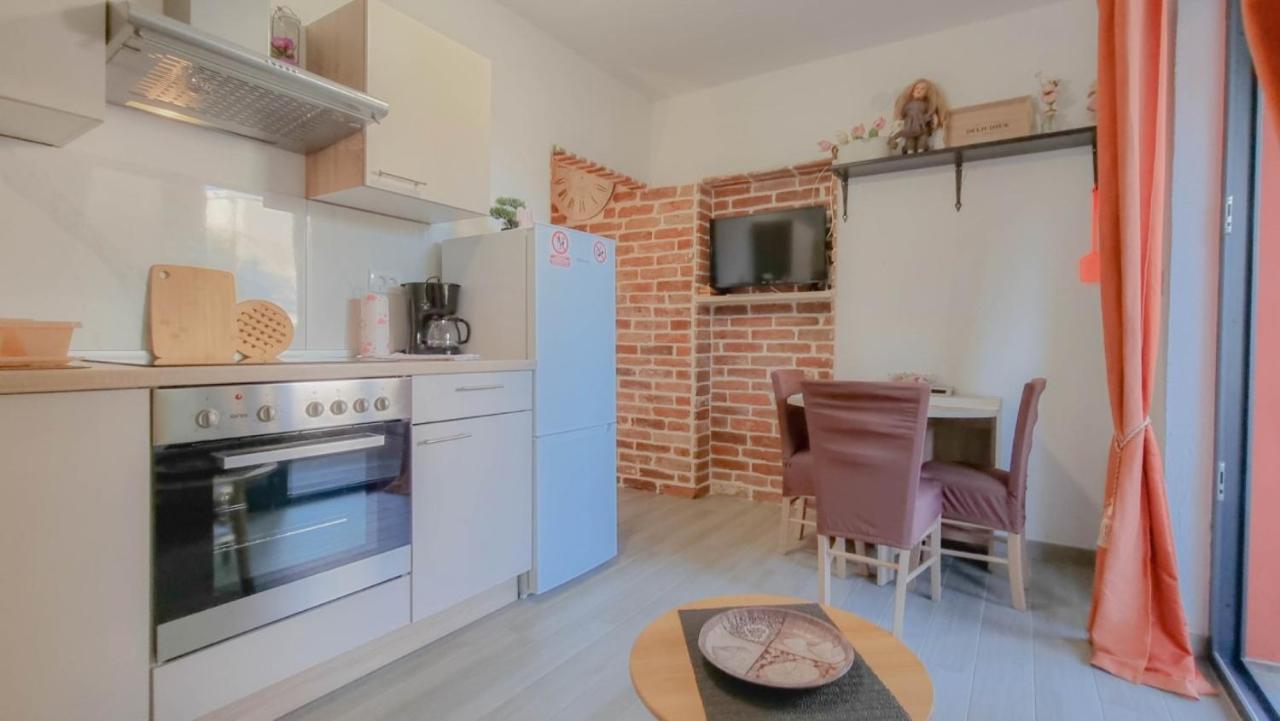 Enio Appartement Novigrad Istria Buitenkant foto